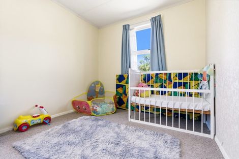 Photo of property in 8 Paehoro Grove, Turangi, 3334