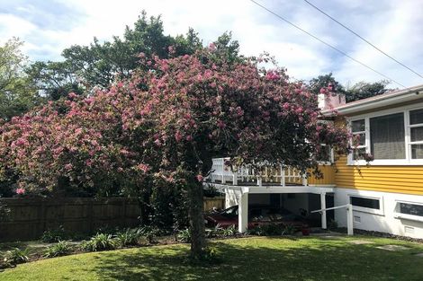 Photo of property in 402 South Road, Hawera, 4674