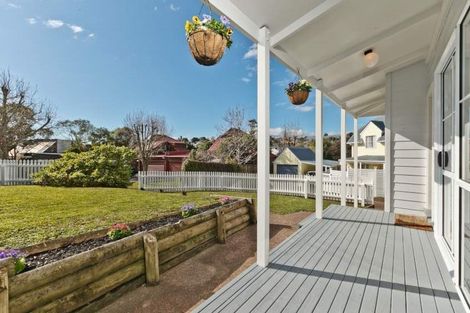 Photo of property in 1/62 Centorian Drive, Windsor Park, Auckland, 0632