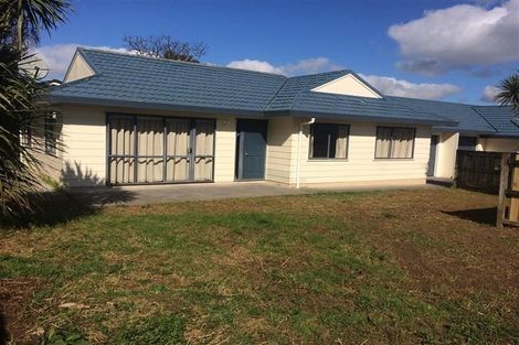 Photo of property in 2/14 Nerissa Place, Randwick Park, Auckland, 2105