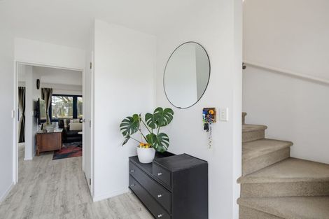 Photo of property in 373/71 Fernhill Way, Oteha, Auckland, 0632