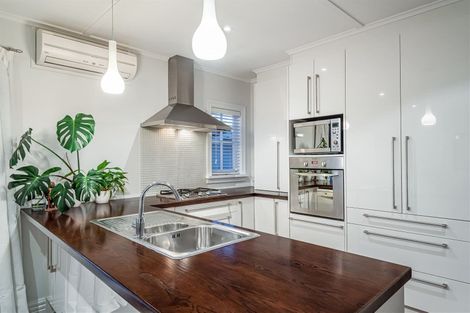 Photo of property in 3/22 Stanley Avenue, Milford, Auckland, 0620