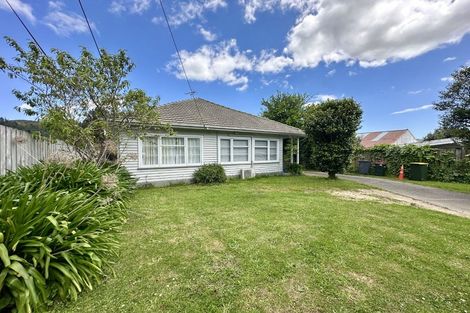 Photo of property in 396 Stokes Valley Road, Stokes Valley, Lower Hutt, 5019