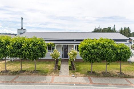 Photo of property in 1 Walker Place, Alexandra, 9320