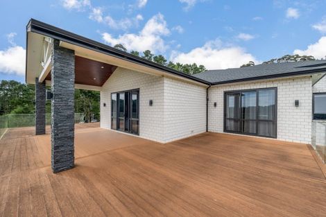 Photo of property in 300 Whitford Road, Whitford, 2576