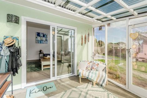 Photo of property in 110 Hillcrest Road, Raumati Beach, Paraparaumu, 5032