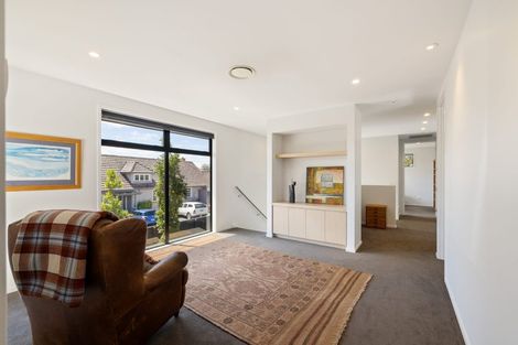 Photo of property in 64a Straven Road, Fendalton, Christchurch, 8014