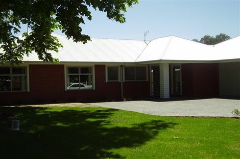 Photo of property in 4 Linden Grove Avenue, Hillmorton, Christchurch, 8024