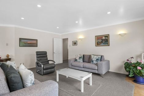 Photo of property in 15 Blackman Avenue, Sawyers Bay, Port Chalmers, 9023