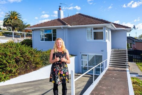 Photo of property in 2 Sutter Street, Seaview, Timaru, 7910
