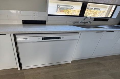 Photo of property in 43a Langstone Street, Welcome Bay, Tauranga, 3112