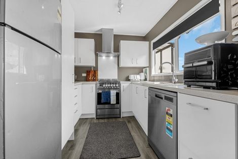 Photo of property in 207 Mahia Road, Wattle Downs, Auckland, 2102