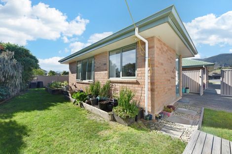 Photo of property in 21 Woodstock Place, Stoke, Nelson, 7011