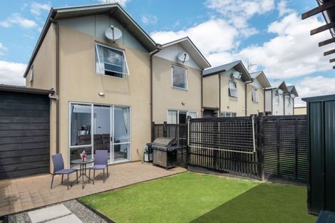 Photo of property in 40 Kirikiri Lane, East Tamaki, Auckland, 2013