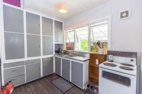 Photo of property in 11 Matai Street, Castlecliff, Whanganui, 4501