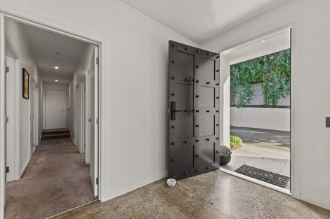 Photo of property in 1 Valhalla Close, Richmond, 7020