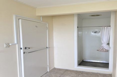 Photo of property in 54 Redlands Grove, Swanson, Auckland, 0612