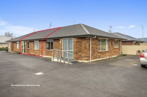 Photo of property in 2/4 Reid Avenue, Mosgiel, 9024