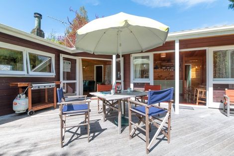 Photo of property in 115 Spencer Road, Lake Tarawera, Rotorua, 3076