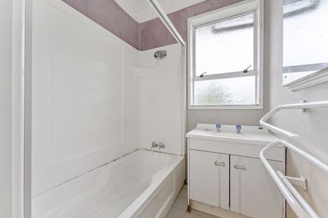 Photo of property in 5 Graham Street, Levin, 5510