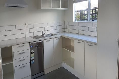 Photo of property in 74 John F Kennedy Drive, Milson, Palmerston North, 4414