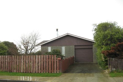 Photo of property in 4 Crowther Crescent, Heidelberg, Invercargill, 9812