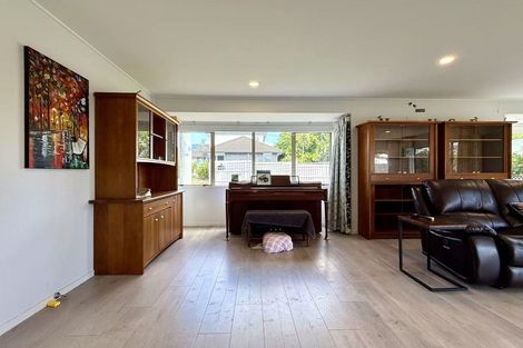 Photo of property in 164 Millhouse Drive, Golflands, Auckland, 2013