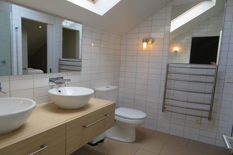 Photo of property in 100 Centennial Avenue, Arrowtown, 9302