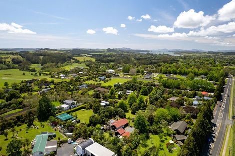 Photo of property in 3 Cochrane Drive, Kerikeri, 0230