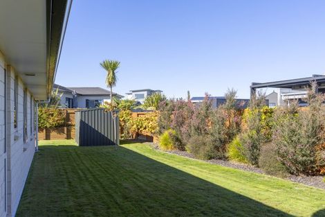 Photo of property in 4 Tuhua Close, Wharewaka, Taupo, 3330