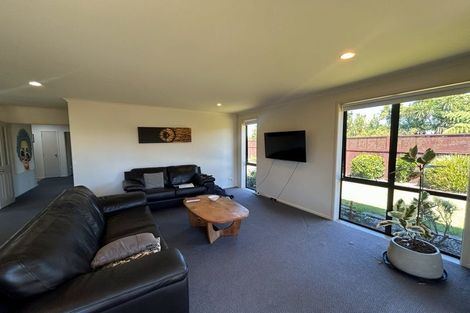 Photo of property in 25 Parkwood Place, Papamoa Beach, Papamoa, 3118