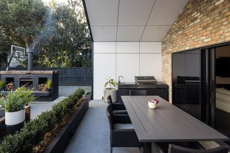 Photo of property in 42 Abbotsford Street, Whitiora, Hamilton, 3200