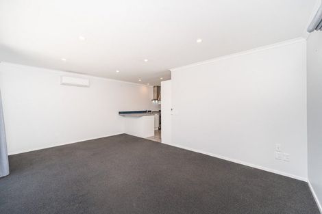 Photo of property in 8b Sinclair Avenue, Highbury, Palmerston North, 4412