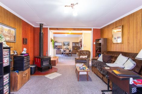 Photo of property in 48 Burns Street, Dannevirke, 4930