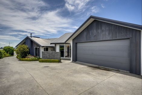 Photo of property in 62 Whakatomo Place, Havelock North, 4130
