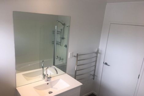 Photo of property in 64 West Coast Road, Glen Eden, Auckland, 0602