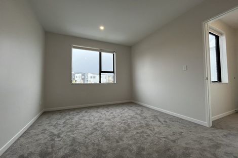 Photo of property in 3 Puihi Crescent, Massey, Auckland, 0614