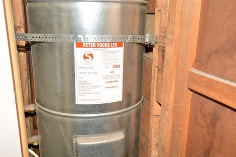 Photo of property in 147 Morton Street, Strathern, Invercargill, 9812