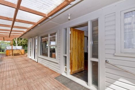 Photo of property in 126 Gatfield Road, Kaukapakapa, 0873