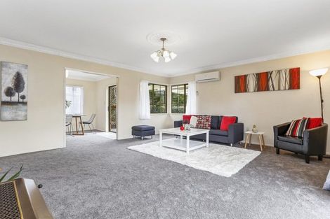 Photo of property in 2/14 Weetman Drive, Browns Bay, Auckland, 0630