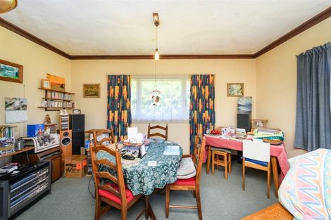 Photo of property in 56 Wightman Road, Sanson, Palmerston North, 4479