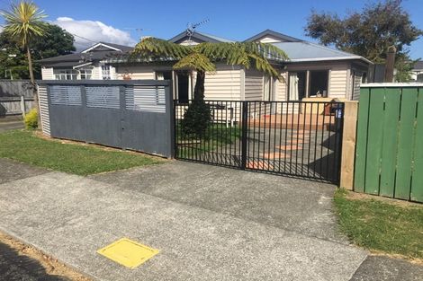 Photo of property in 48a Randwick Crescent, Moera, Lower Hutt, 5010