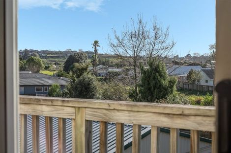 Photo of property in 1 Jonathon Street, Brookfield, Tauranga, 3110