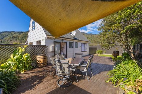 Photo of property in 251a Waikawa Road, Waikawa, Picton, 7220