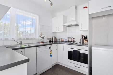 Photo of property in 1/771 Beach Road, Browns Bay, Auckland, 0630