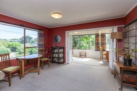 Photo of property in 19 Dale Road, Raumati South, Paraparaumu, 5032