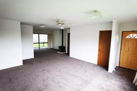 Photo of property in 2/2 Aorangi Place, Birkenhead, Auckland, 0626