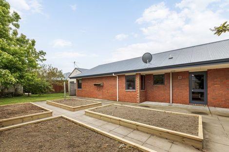 Photo of property in 6b Fovant Street, Russley, Christchurch, 8042