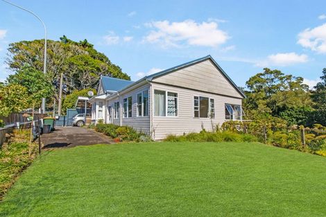 Photo of property in 28 Carrington Street, New Plymouth, 4310