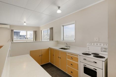 Photo of property in 25a Oceanbeach Road, Mount Maunganui, 3116